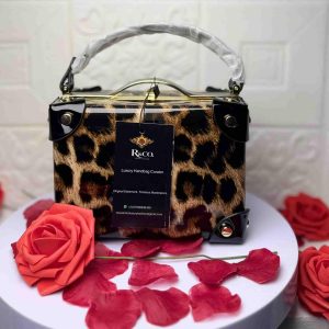 Leopard print mini Boxette