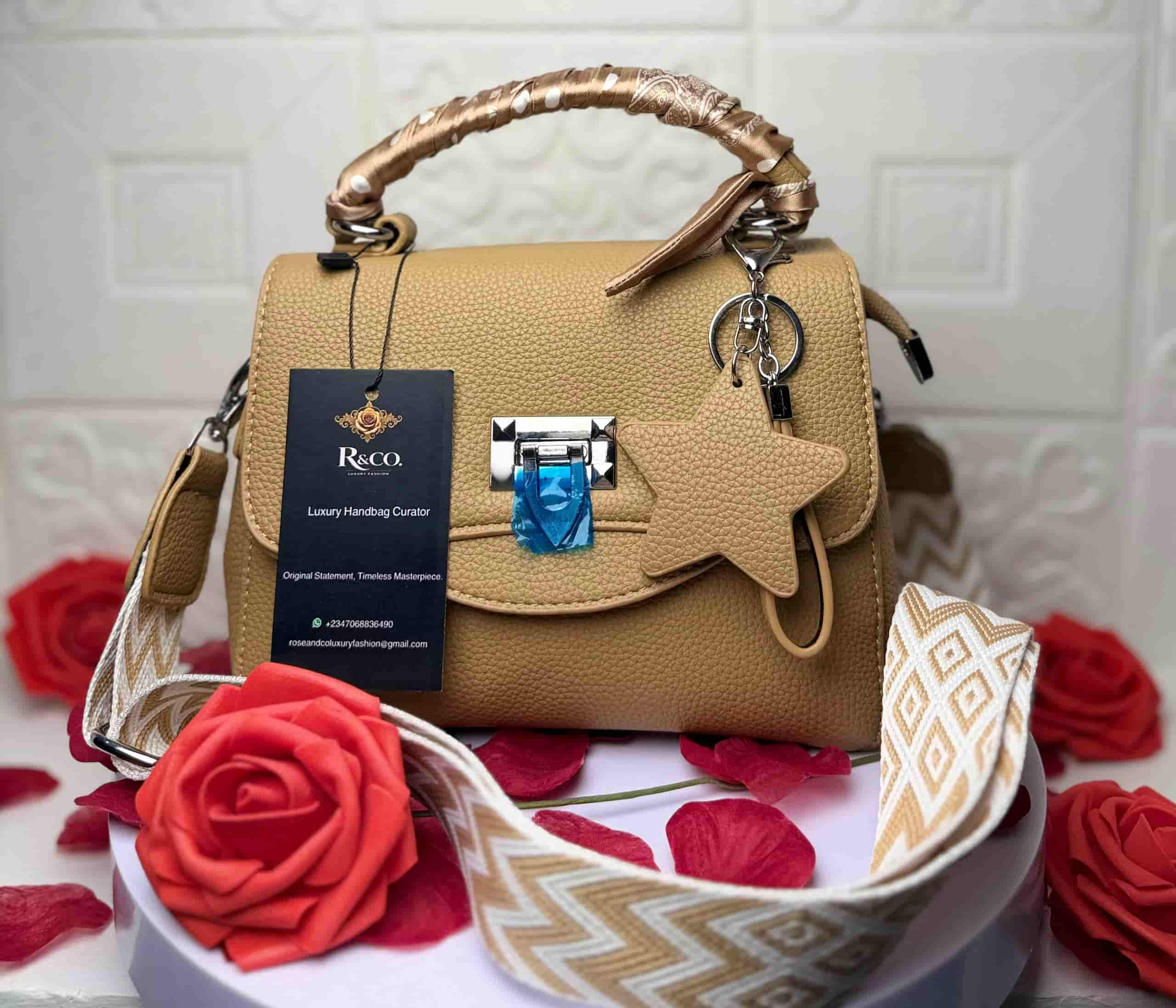 The Statement Companion (caramel)