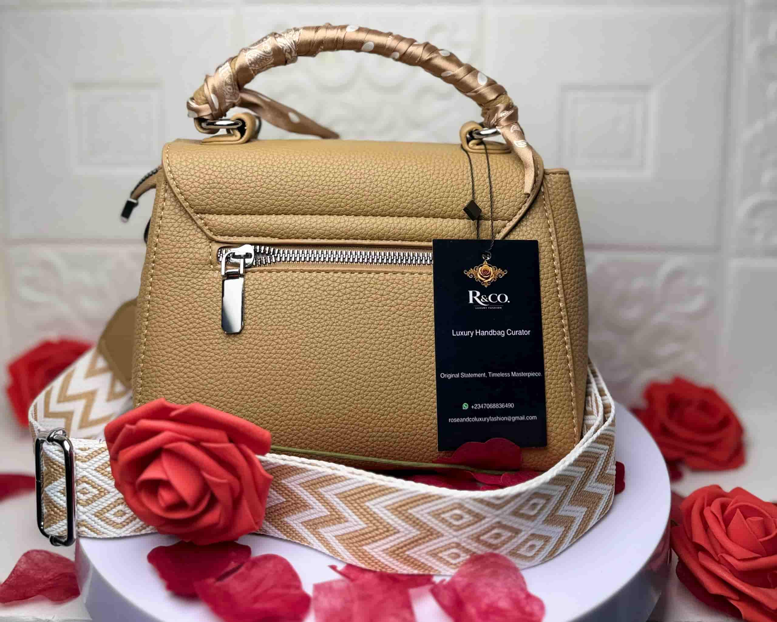 The Statement Companion (caramel)