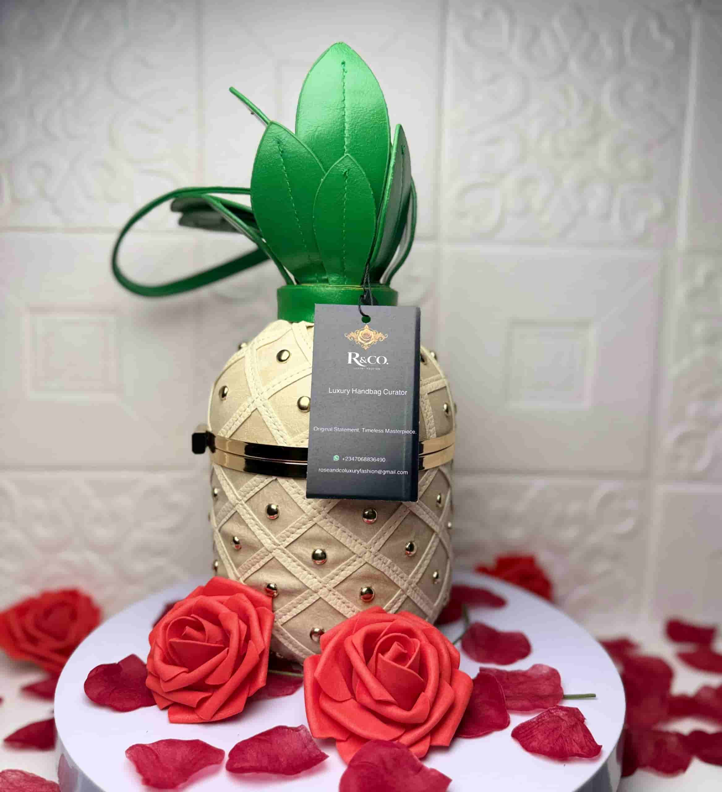 Madame Tropic (Ivory)