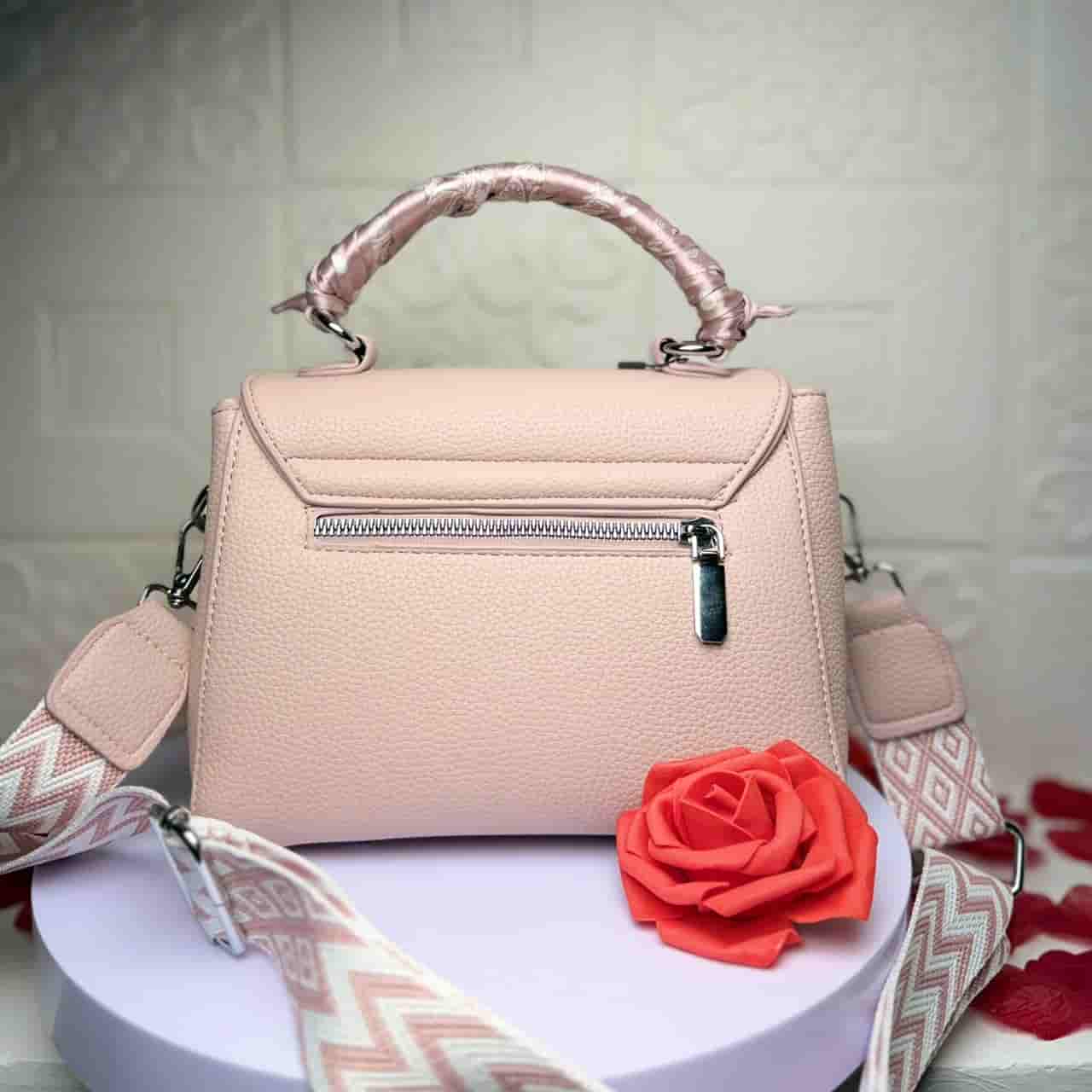 The Statement Companion (pink)